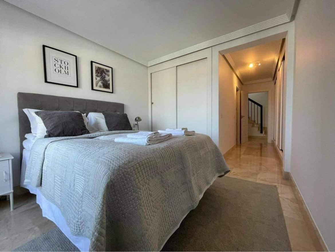Penthouse With Sea Views In Marbella Apartment Bagian luar foto